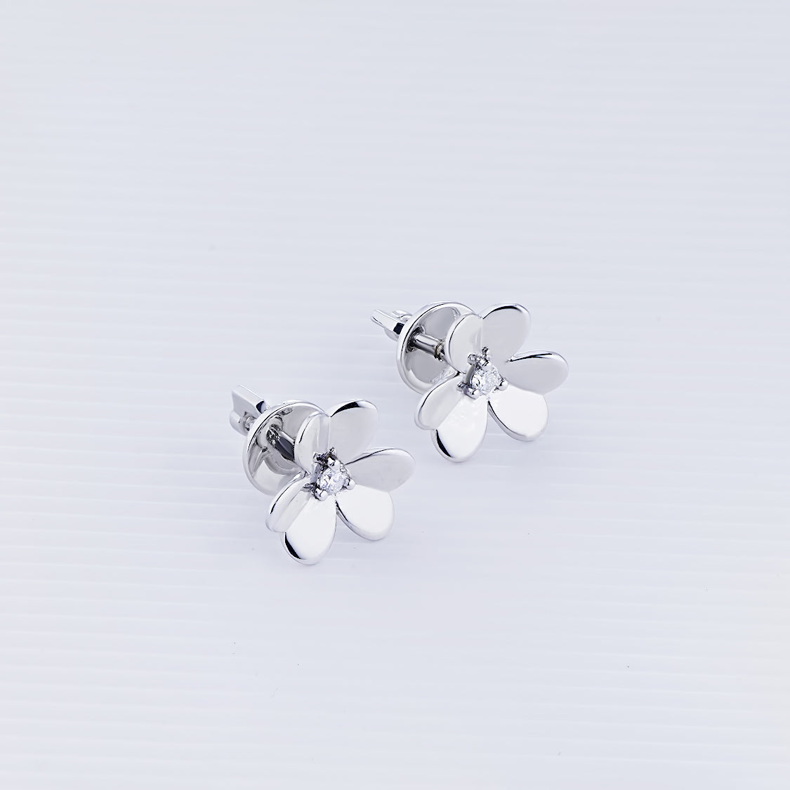 Sterling Silver Earring Studs with Natural Diamonds