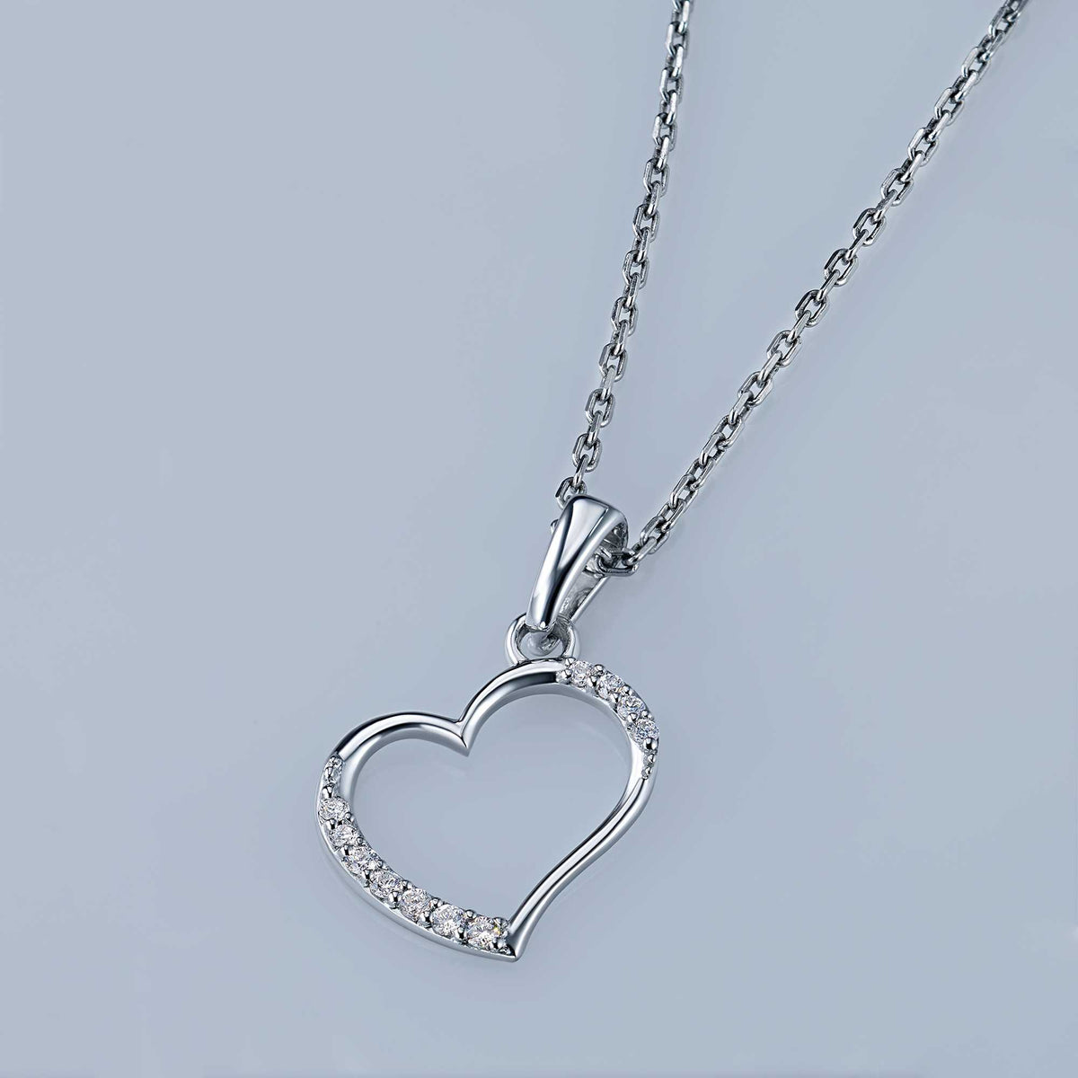 14K White Gold Pendant with Natural Diamonds