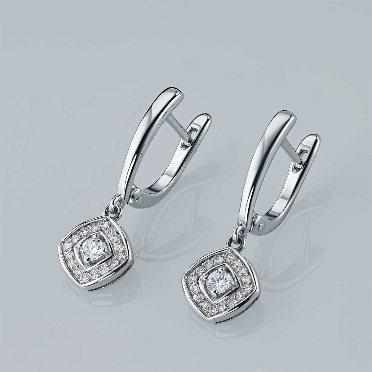 14K White Gold Earrings with Natural Diamonds
