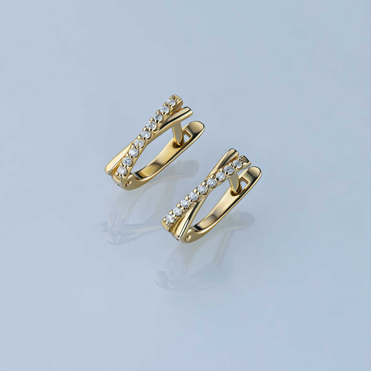 14K Yellow Gold Earrings with Natural Diamonds