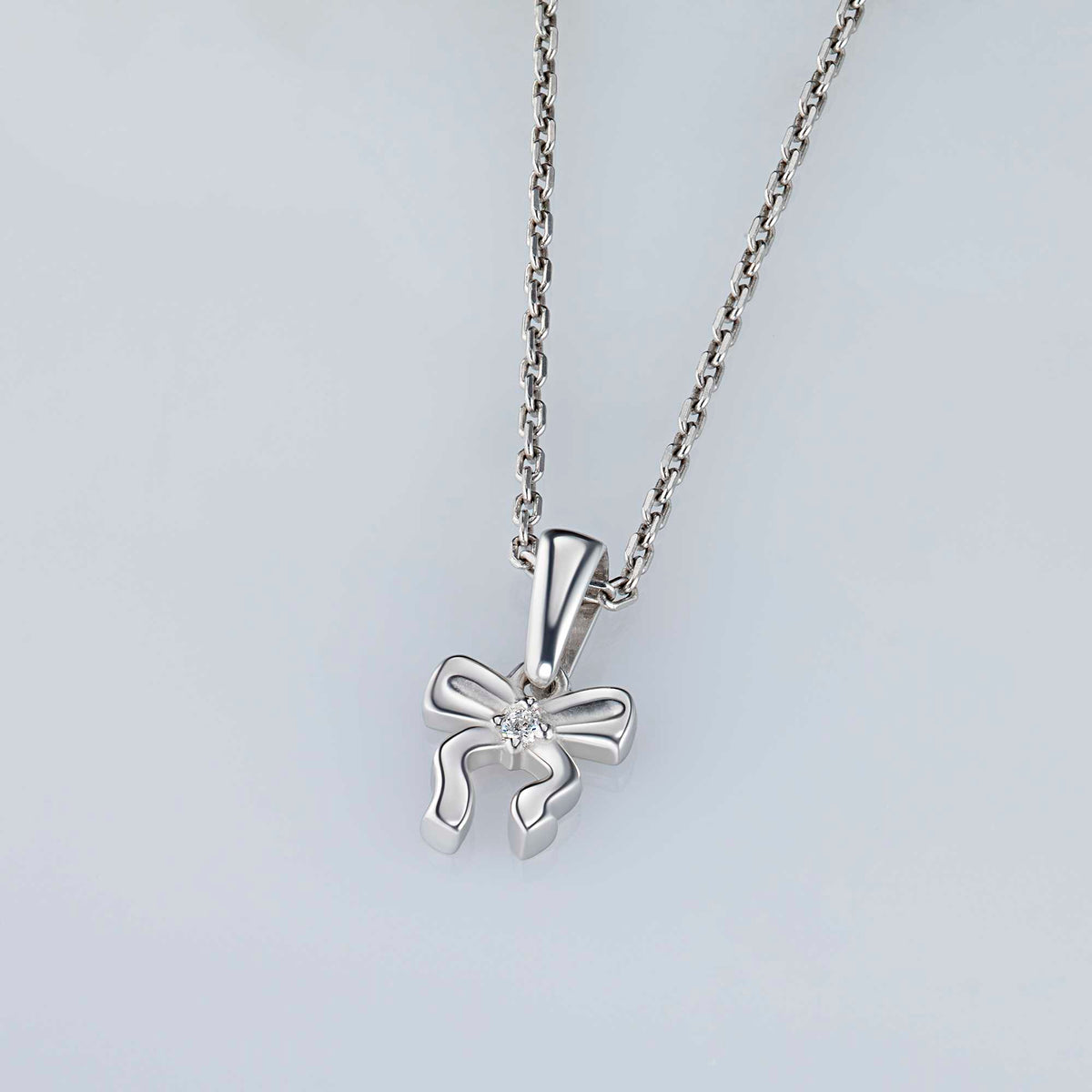 Sterling Silver Pendant with Natural Diamonds