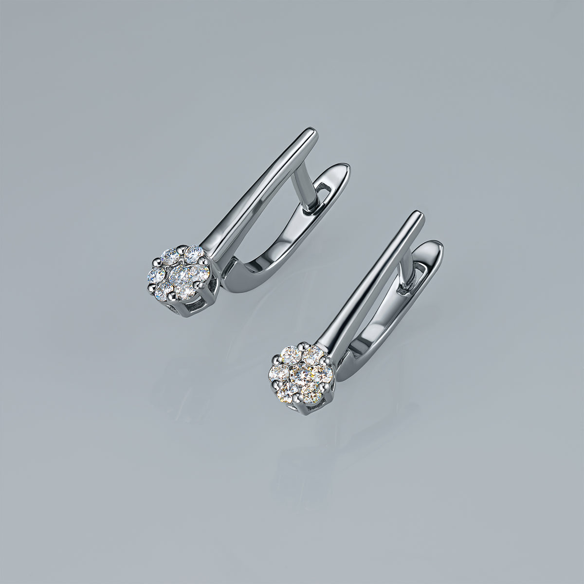 14K White Gold Earrings with Natural Diamonds