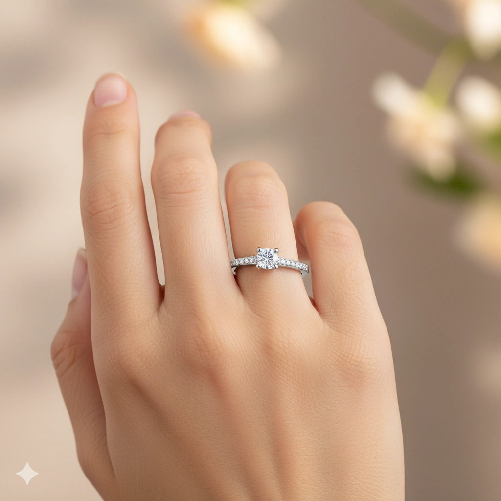 14K White Gold Ring with Natural Diamonds