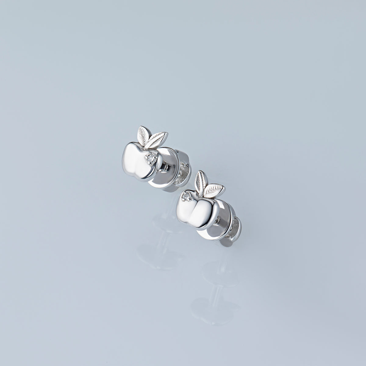 14K White Gold Earring Studs with Natural Diamonds