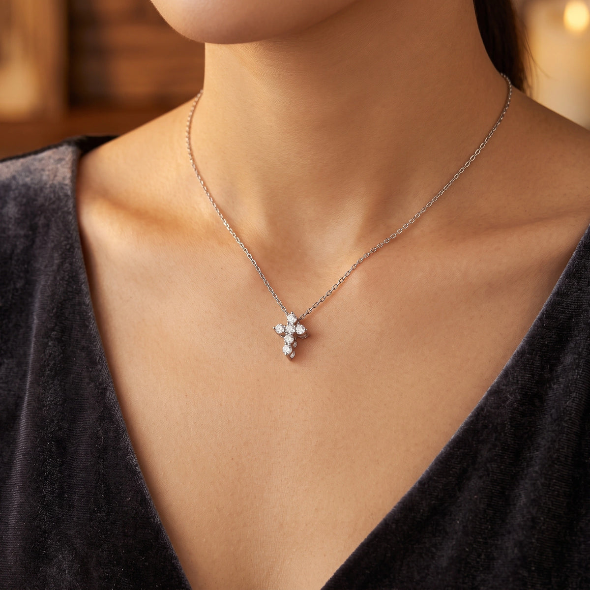 14K White Gold Pendant with Natural Diamonds