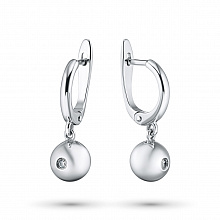 Обеци с диаманти