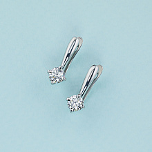 Обеци с диаманти