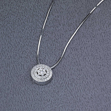 Висулка с диаманти