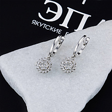 Обеци с диаманти