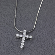 Висулка с диаманти